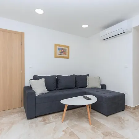 Buba Apartment