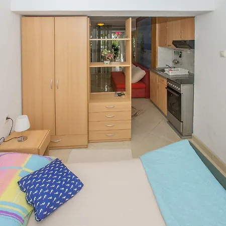 Apartment Buba Makarska