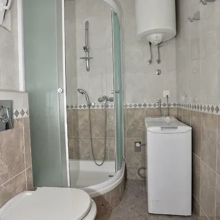 Apartment Buba Makarska