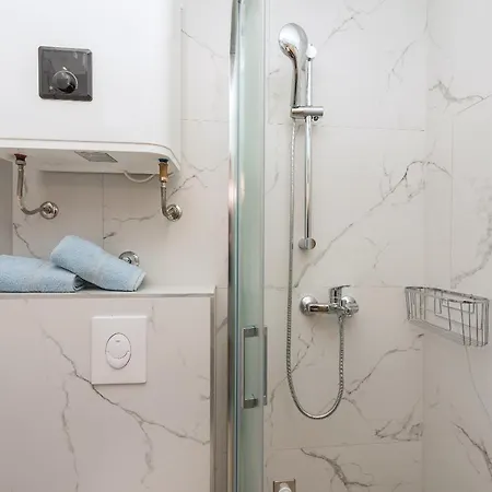Apartament Buba *