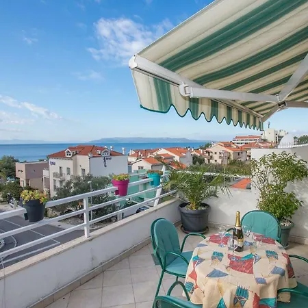 Apartament Buba *